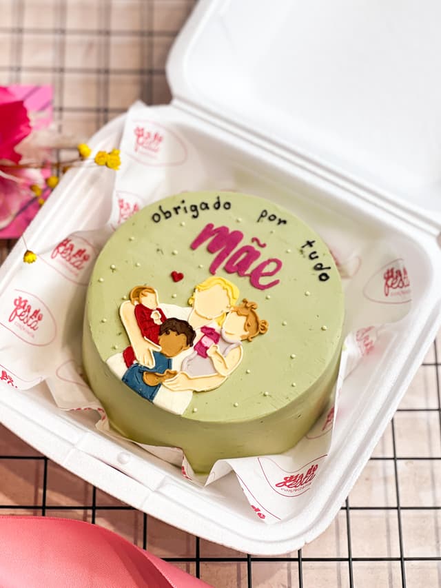 Bolo de Dia das Mães feito com a Técnica do Adesivo